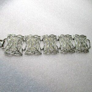 BEAUTIFUL VTG SILVERTONE FILIGREE BRACELET 7.5"